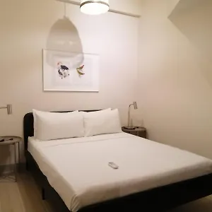  Apartment Uptown Parksuites Tower 2 Bgc By Ph Staycation Philippines