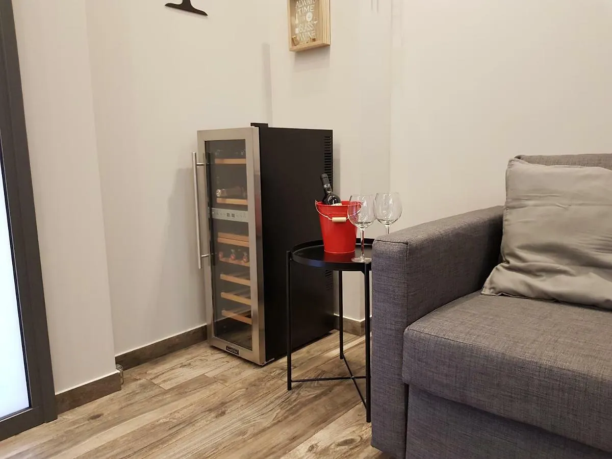 Ventimiglia Suite & Wine Catania Apartment